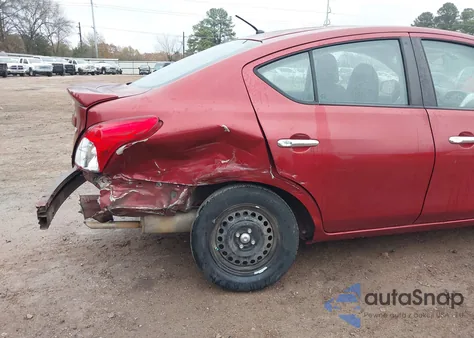 2016 Nissan Versa 1.6 S/1.6 S+/1.6 Sl/1.6 Sv z USA, uszkodzony, nr VIN 3N1CN7AP0GL809033